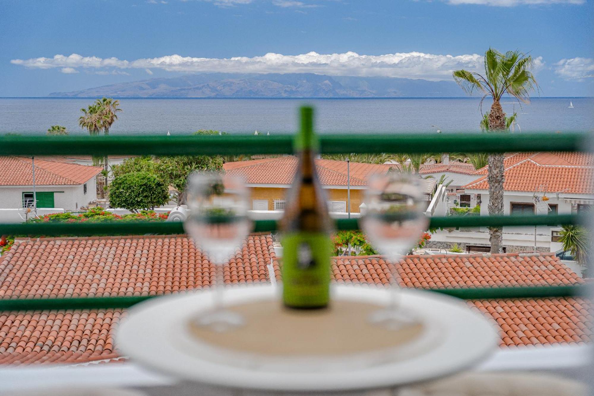 Apartamento 2Bdr Ocean View & Large Private Terrace In Puerto De Santiago Puerto de Santiago  Exterior foto